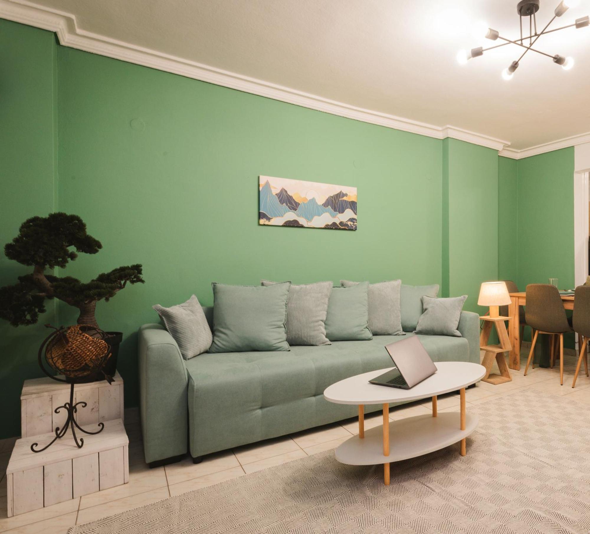 סלוניקי Stylish Apt W Jacuzzi, 5 Min To White Tower מראה חיצוני תמונה